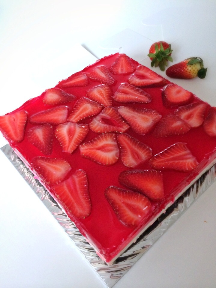 Strawberry tofu cheesecake/12Dragon SnapDish[スナップディッシュ] (ID5Cirqa)