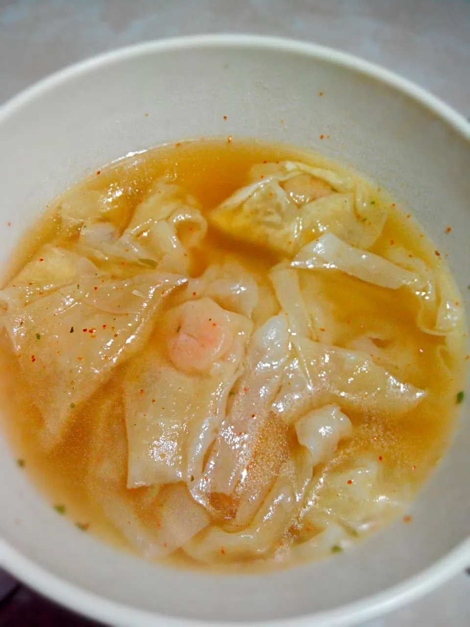 Snapdishの料理写真:hot shrimp wonton 😋|.pb.ry.さん