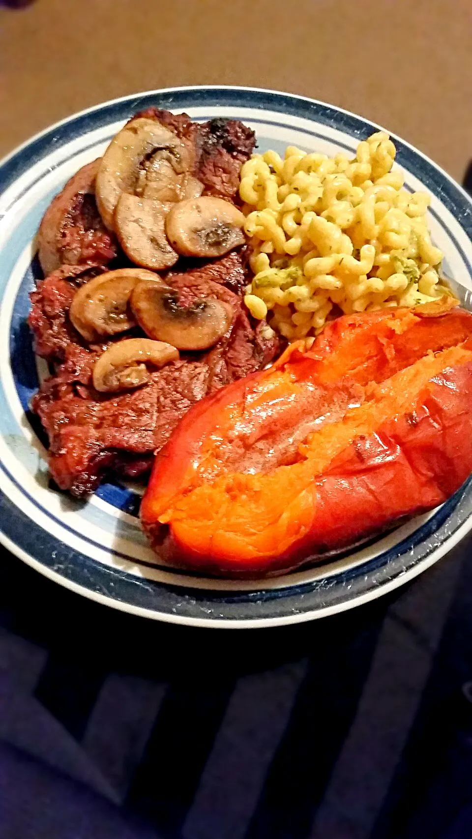 #Steak Baked potato and noodle roni|Dee Gladney Mbaさん