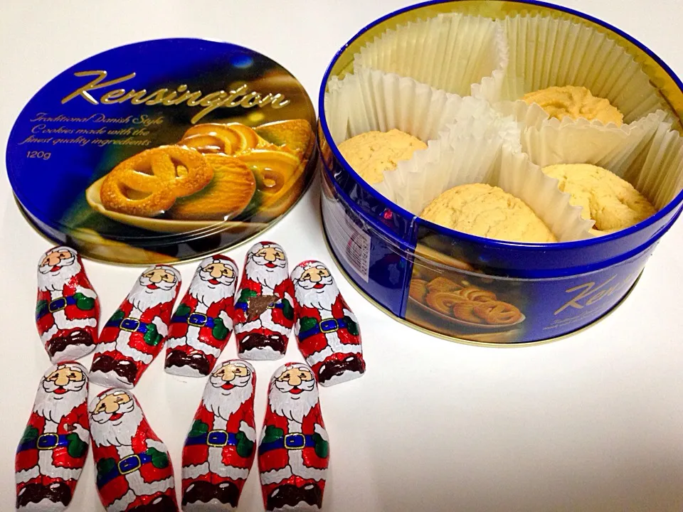 Snapdishの料理写真:Cookies and Chocolates from Shuniqua.|Deana/Akinaさん