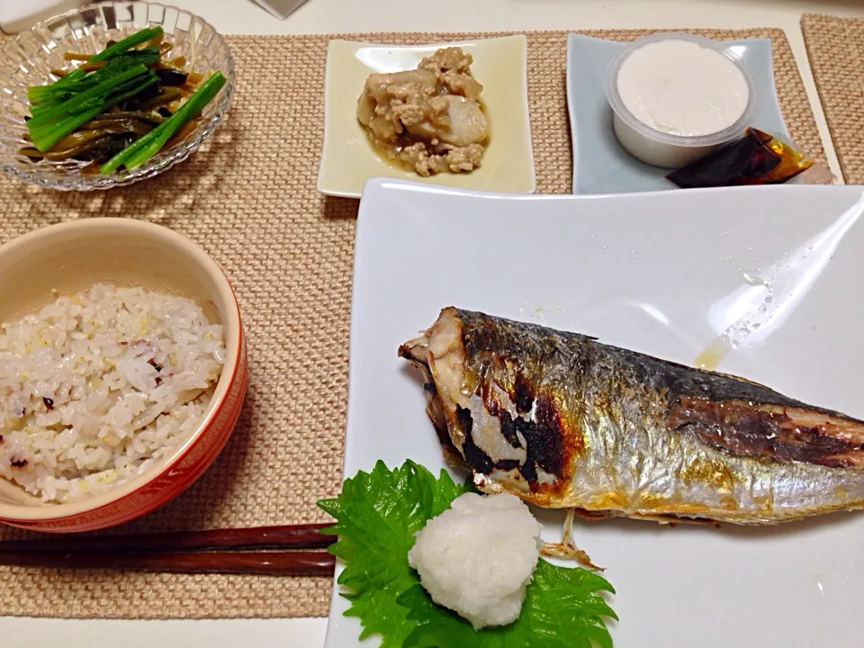 鯵の塩焼き ほうれん草お浸し 里芋の煮物 ジーマーミー豆腐|にゃろめさん