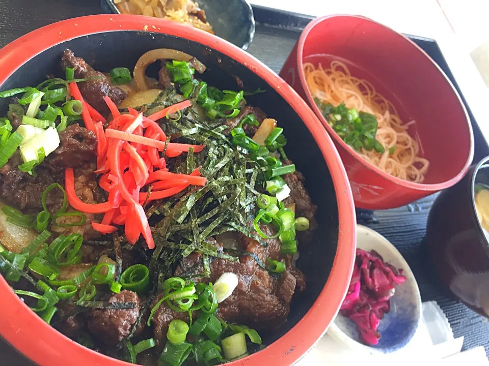 クジラ焼肉丼♪|asakoさん