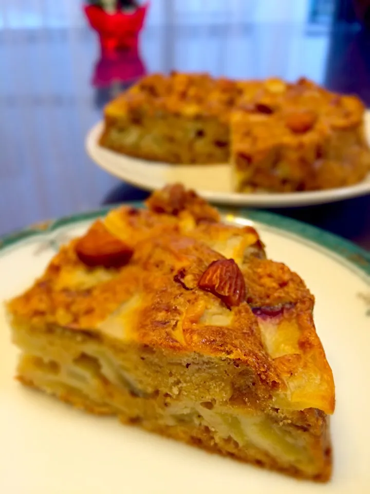 焼けたよー❗️今日のおやつはリンゴのケーキ🍎|はやちんさん