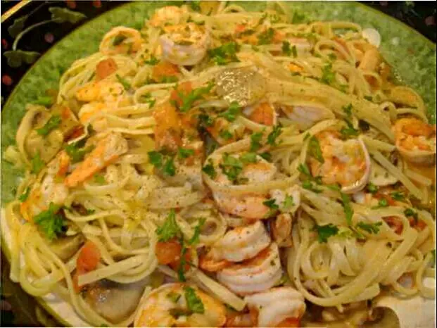 🎊💜Post Images My #Birthday Dinner 11/23 Lots of #Family #Foodies #Friends #Fun🎊💜I Cooked #Louisiana Shrimp #Pasta #Seafood #Dinner #Party|Alisha GodsglamGirl Matthewsさん