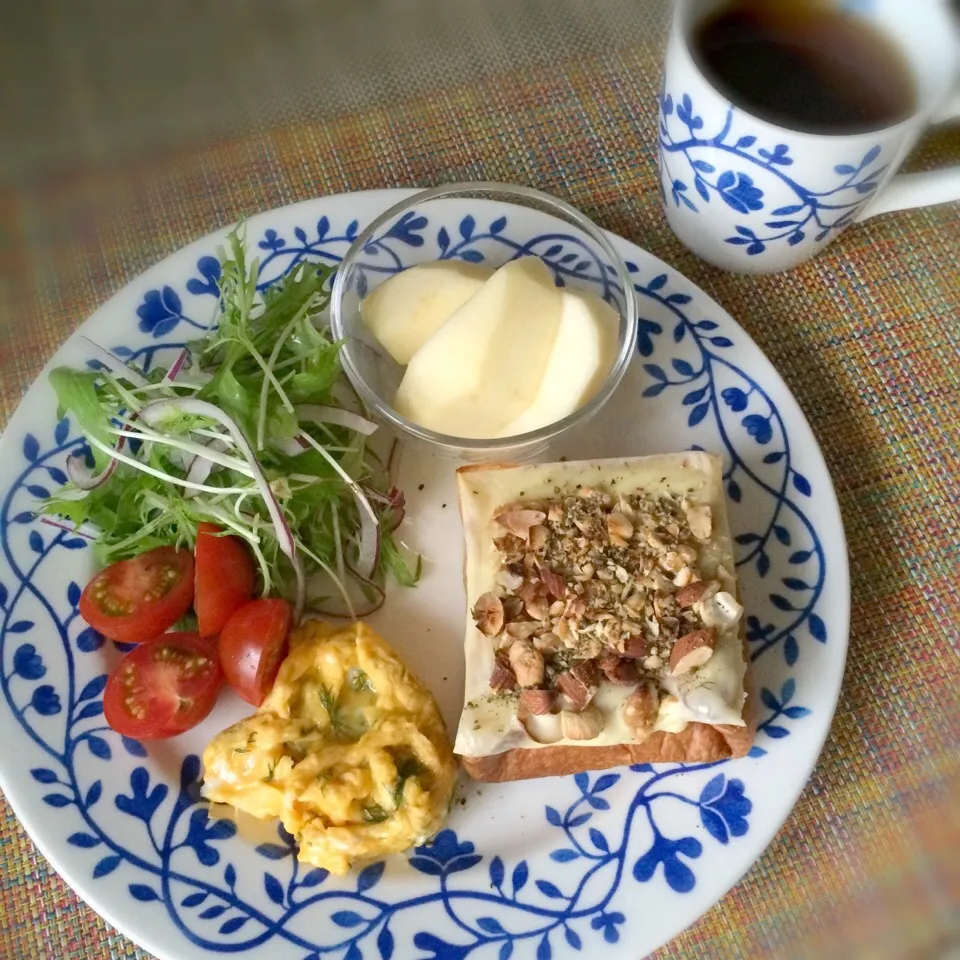 今日の朝ごはん|ぺんぎんさん