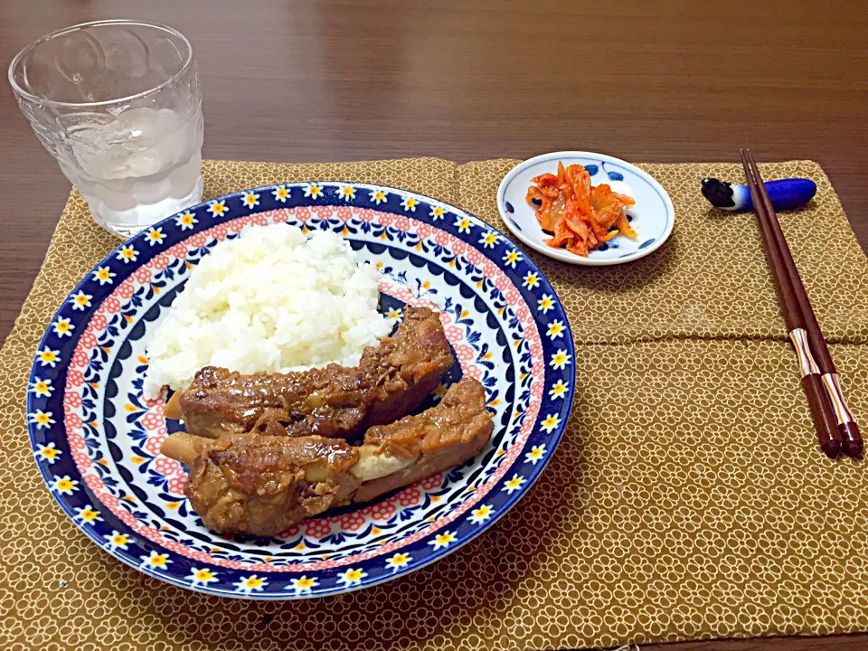 骨つき肉のスパイシー煮込み|まおさん