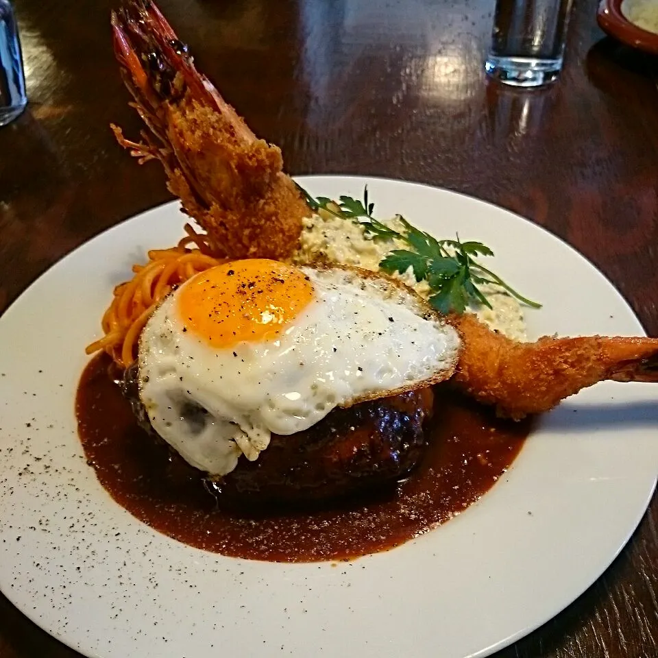 洋食  コノヨシ でランチ☀🍴|☆アキラっち☆さん