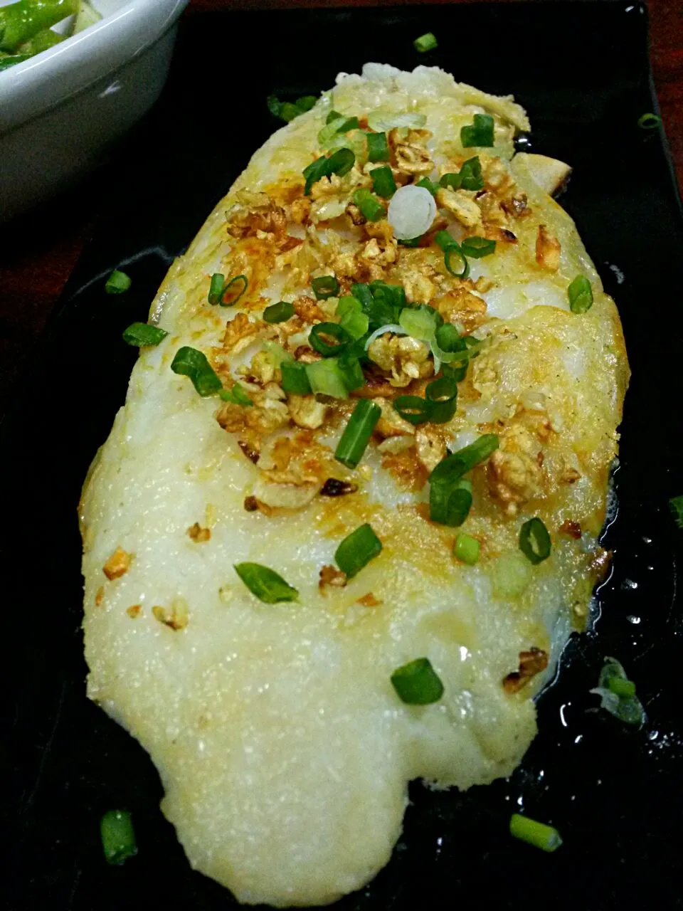 Pan Fried Dory Fish with Garlic Butter|Jeab Lertさん