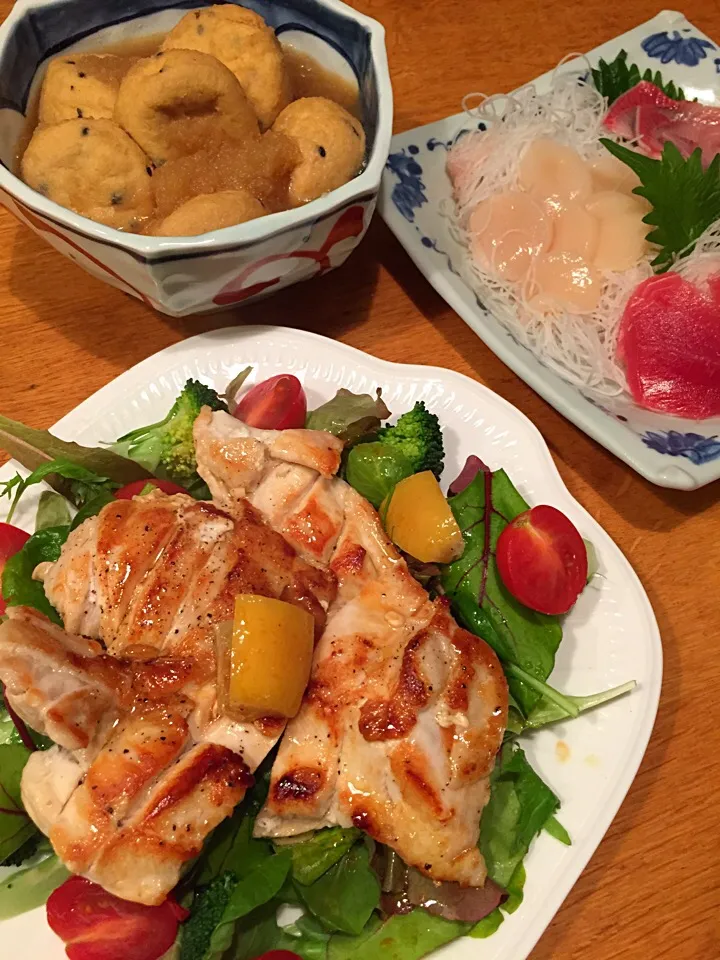 鳥むね肉の塩レモン焼き、お刺身、ガンモドキのおろし煮🎶|レナコさん