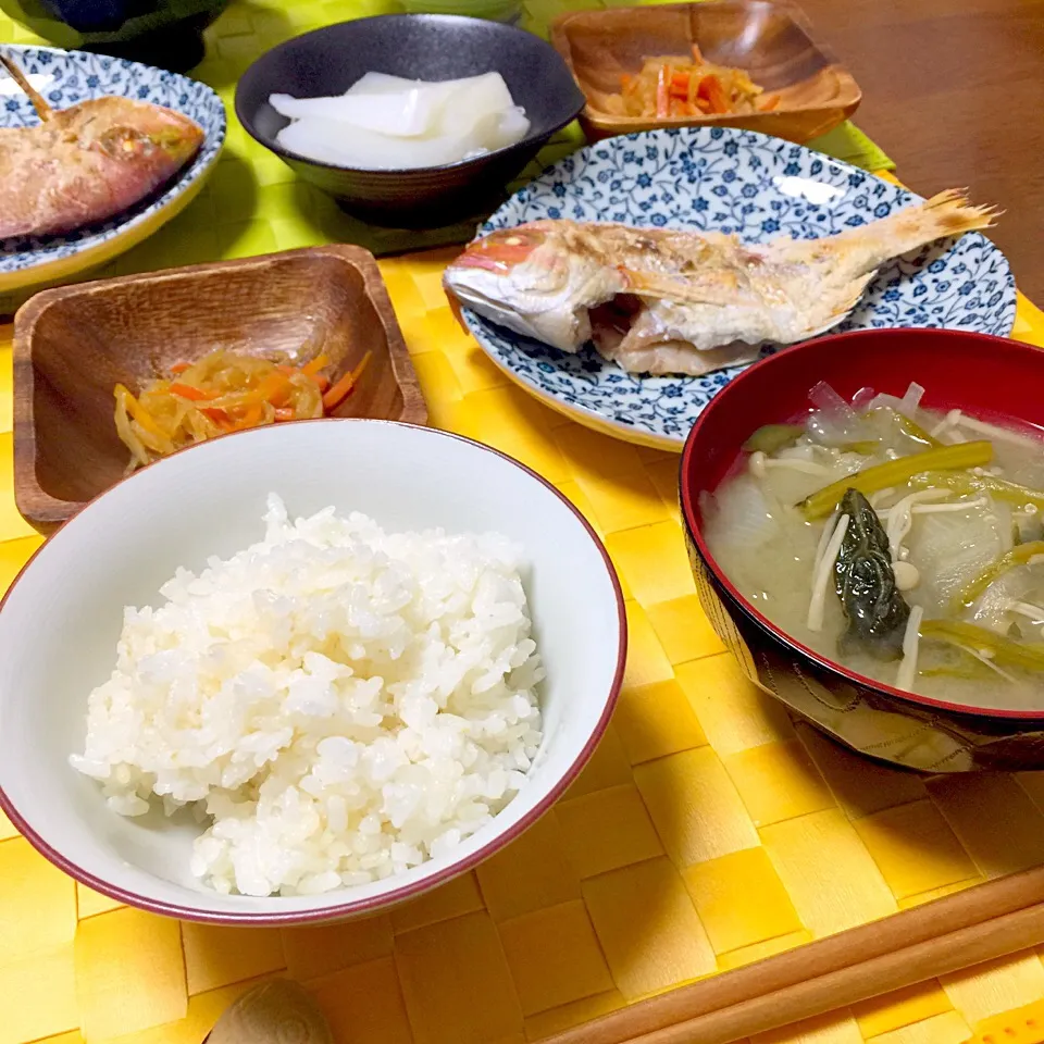 鯛の尾頭付き塩焼きの夜ごはん|舐め子さん