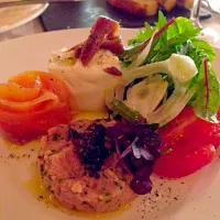 Snapdishの料理写真:Assorted appetizer of Beef Tartar, Smoked Salmon and Burrata Cheese|Seri Okunoさん