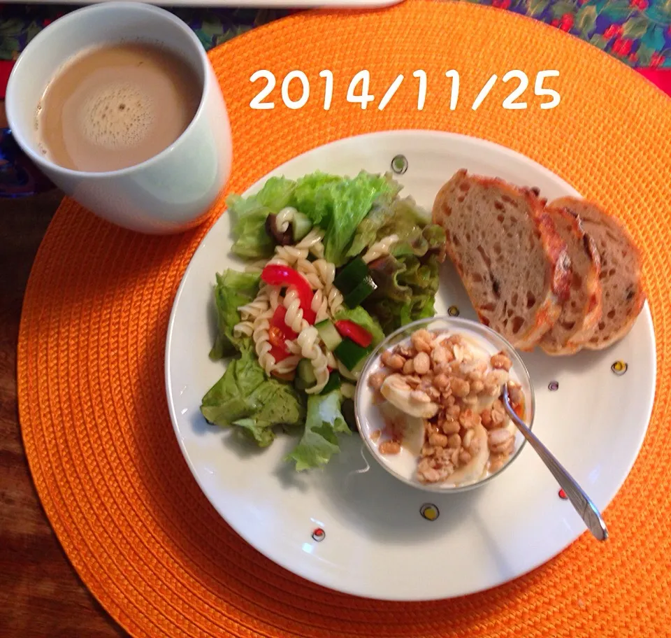 Snapdishの料理写真:朝ごはん 2014・11・25|ローゼルさん