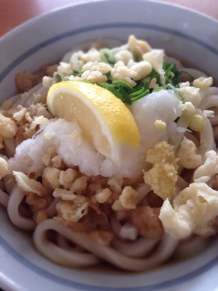 ぶっかけうどん 高松駅前|ともみちさん