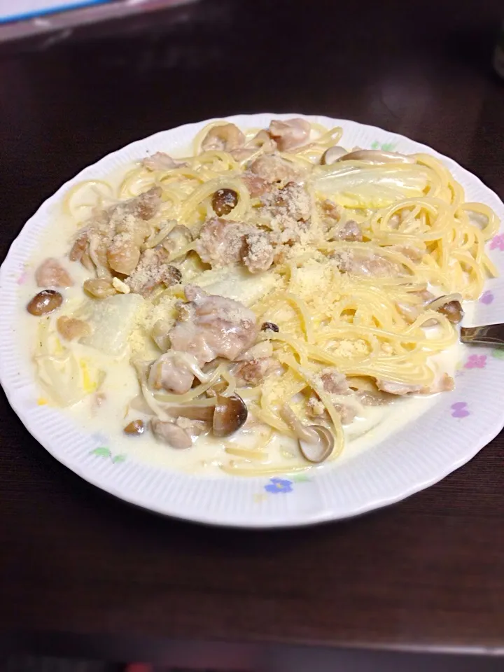 ホワイトソースパスタ|ですけさん