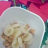 Plátano con nueces.|Andreaさん