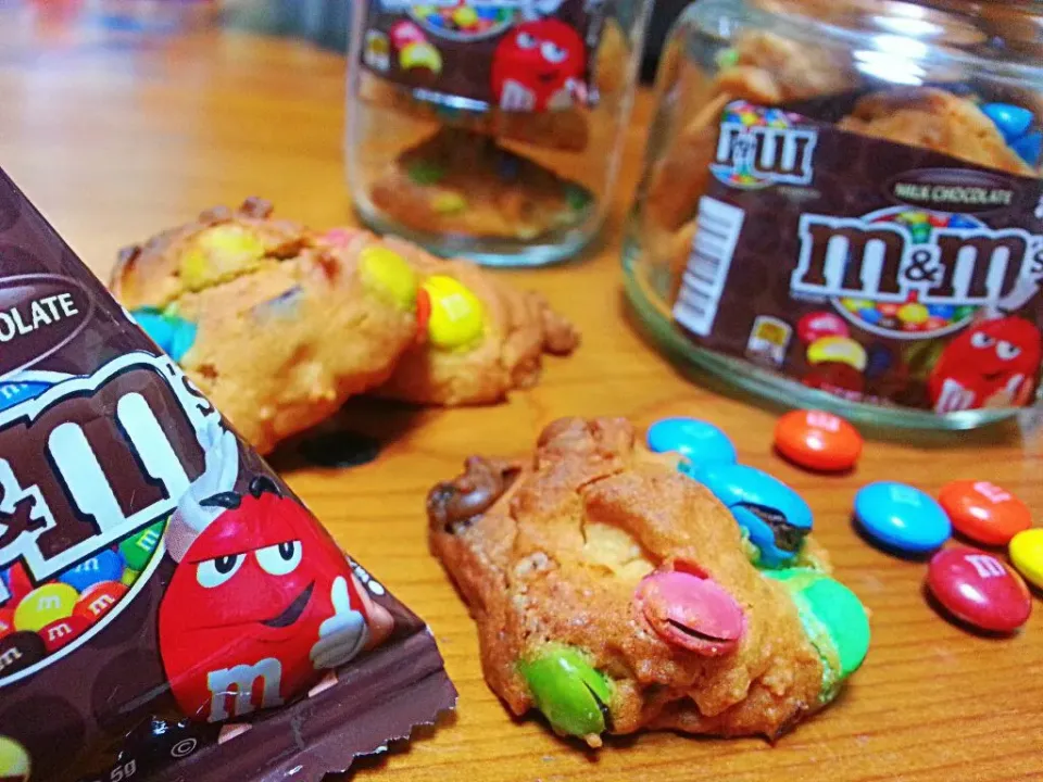 m&m chocolate and nuts cookie|Alley Catさん