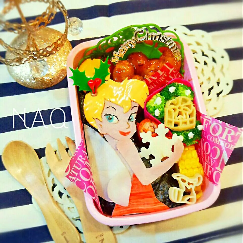 Snapdishの料理写真:ティンカーベルXmas versionのお弁当|Naoさん