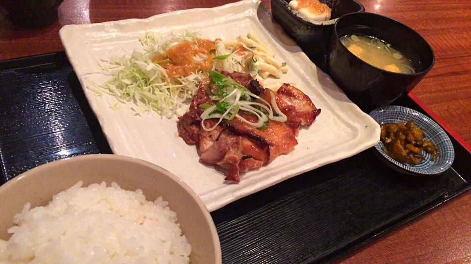 【日替ランチ】チキンもろみ焼き定食を頂きました。|momongatomoさん