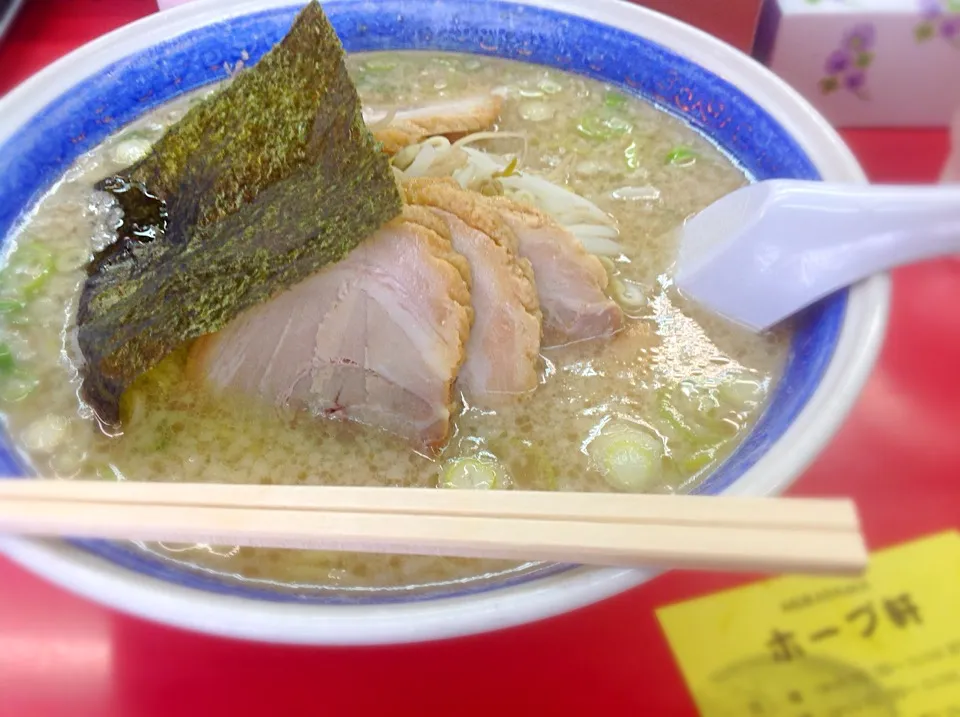 Snapdishの料理写真:村山ホープ軒🍜😋…「ニンニクチャーシューメン」うま過ぎ〜って😈⁉️（笑）|アライさんさん