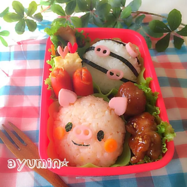 Snapdishの料理写真:ぶたちゃんのお弁当♬|あーみ♡さん