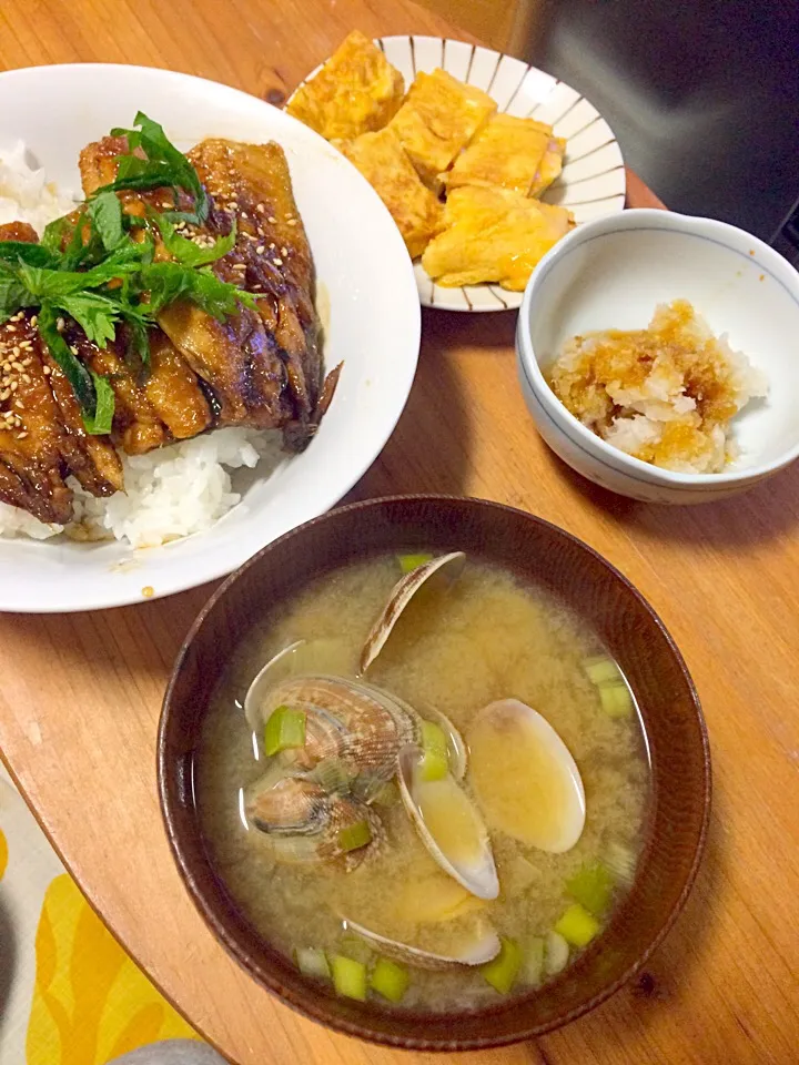 Snapdishの料理写真:イワシの蒲焼き丼|aikoさん