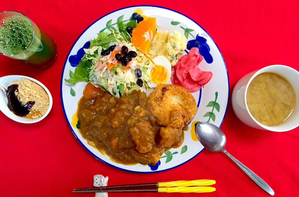 朝ごはんは勝負飯^o^はみちゃんワンプレート、チキンガーリックステーキのカレーライス、おからコロッケ^_−☆満腹満足ちょっと食べ過ぎですね^_−☆しっかり食べてはみちゃんパワー全開スタートしてまーす（笑）|はみちゃんさん