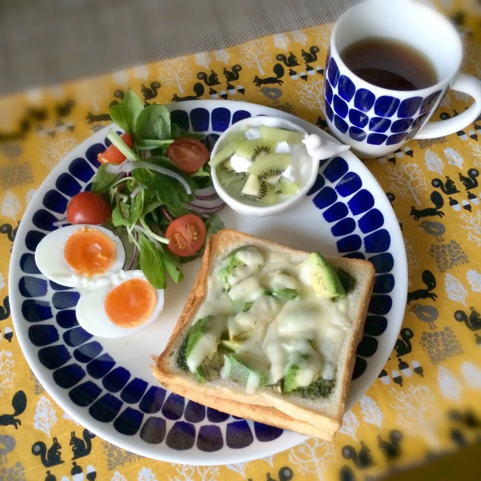 Snapdishの料理写真:今日の朝ごはん|ぺんぎんさん