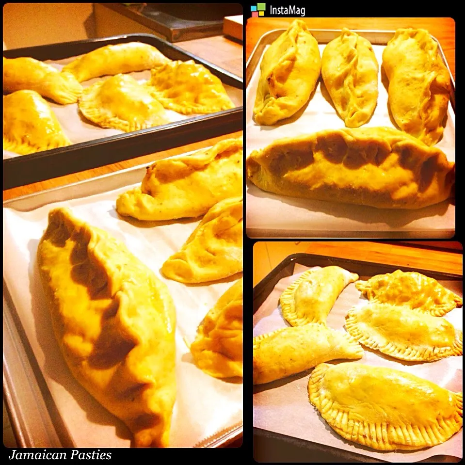 Snapdishの料理写真:Making Jamaican Curry Pasties|Emanuel Hayashiさん