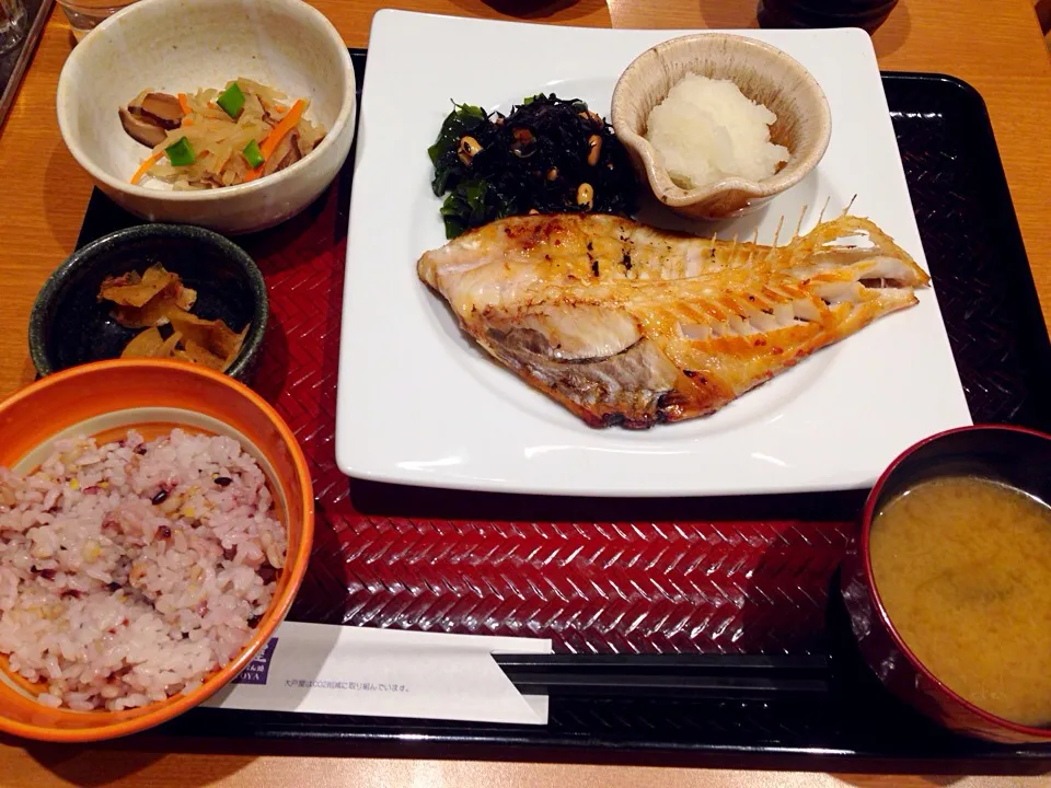 Snapdishの料理写真:赤身魚の塩麹焼き|Natsumi Kimuraさん