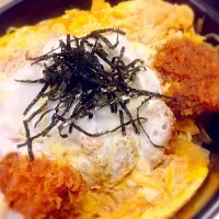 Snapdishの料理写真:松乃屋 ロースかつ丼