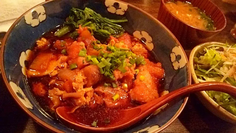 賄い飯🍚 大山鶏の甘辛煮|Gauche Suzukiさん