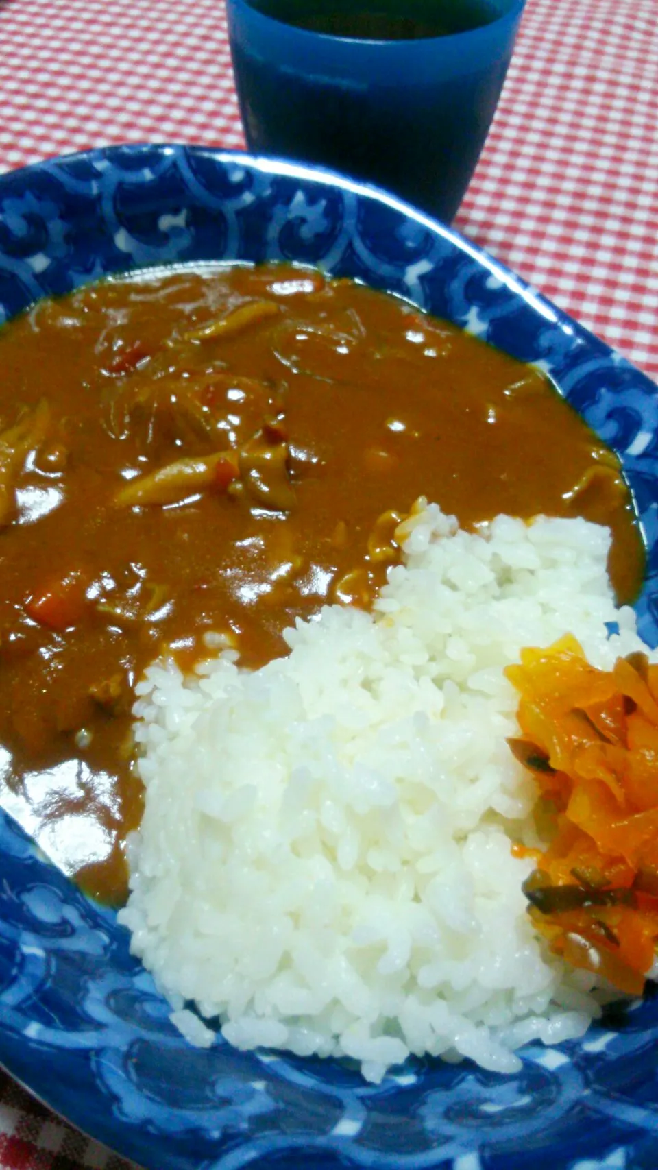 ポークトマトカレー(豚小間肉･玉葱･人参･舞茸･トマト水煮･にんにく･生姜･福神漬け)|まあるさん