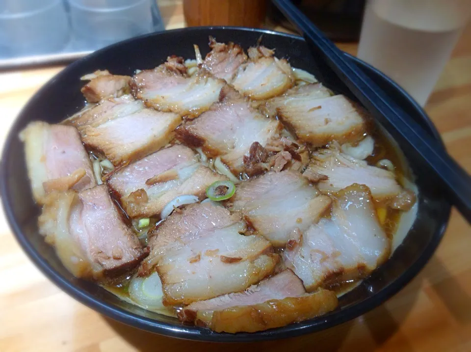 北大塚ラーメン🍜「チャーシューメン」デビアラ参上😈⁉️|アライさんさん