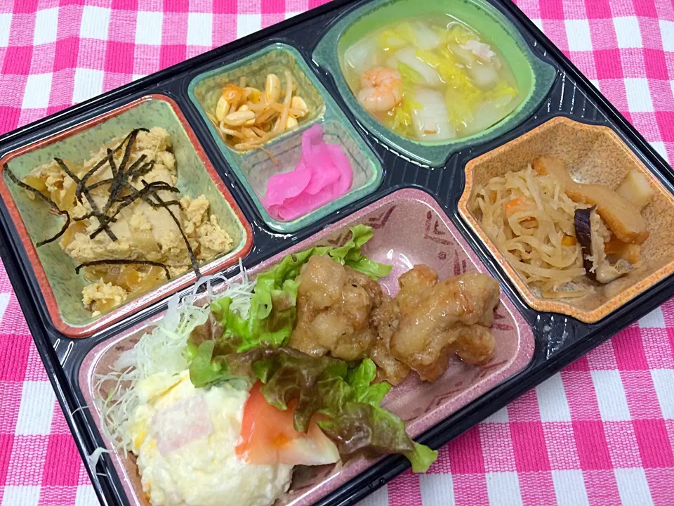 塩だれの唐揚げ 日替わり弁当 豊川市配達|Naokazu Kuritaさん