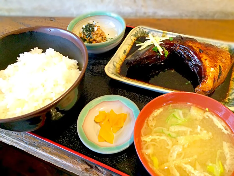 かんぱちかま煮定食🐟|おかっぴーさん