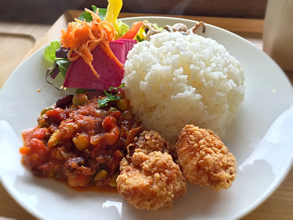 若鶏のフリットと3種の豆のトマト煮|内田　誠さん