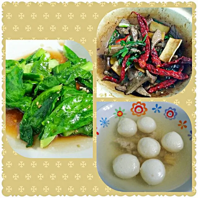 Tonight dinner 
Baby kailan Ginger pork liver fishball minced meat soup
Liver is overcooked..must try again next time😔|🌷lynnlicious🌷さん