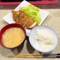 Snapdishの料理写真:鶏胸肉ステーキ|ゆきさん