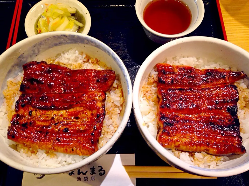 Snapdishの料理写真:池袋 まんまる うな丼ダブル|pipioujiさん