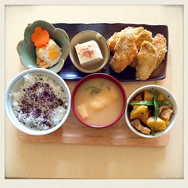 ゆかりご飯☆牡蠣フライ☆さつまいもと豚バラ肉の甘辛煮☆温やっこ☆あぶ玉煮꒰ *´З` ꒱〜ෆ⃛ෆ⃛ೄ|とまこ(*^o^*)さん