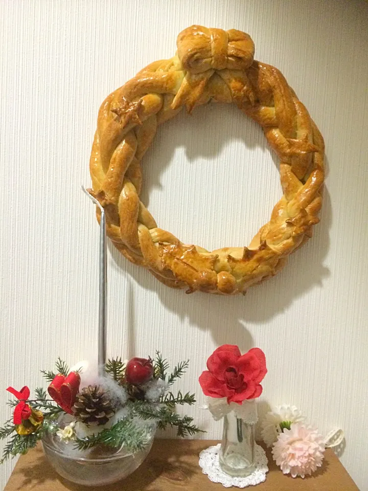 Snapdishの料理写真:リースパン🎄|ともさん