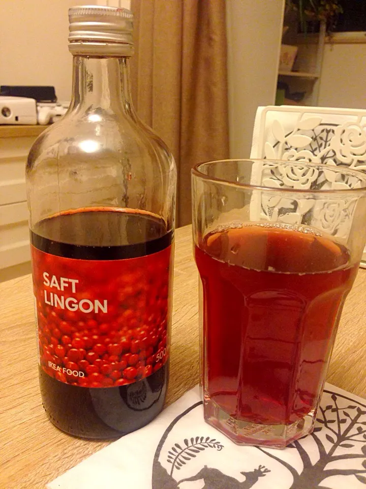 Snapdishの料理写真:Saft lingon|Joytinaさん