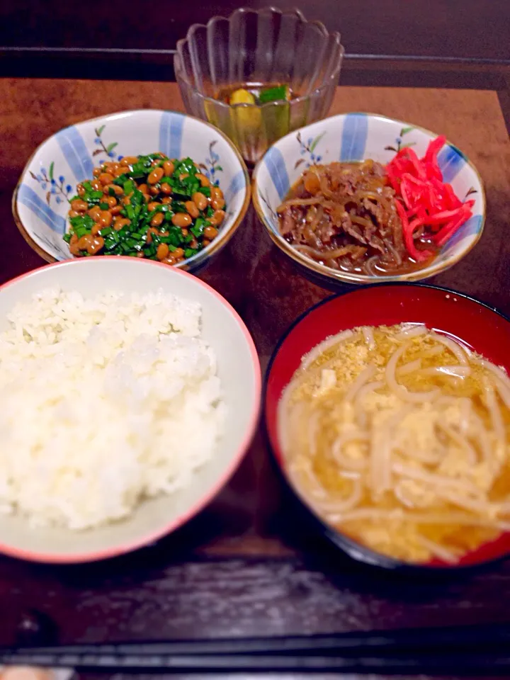 残り物には福があるっ⭐︎ぜーんぶ前日の残りモン朝ご飯！さり気なく幸せぇ〜(vᴗv`)。ｏ○|ふみさん