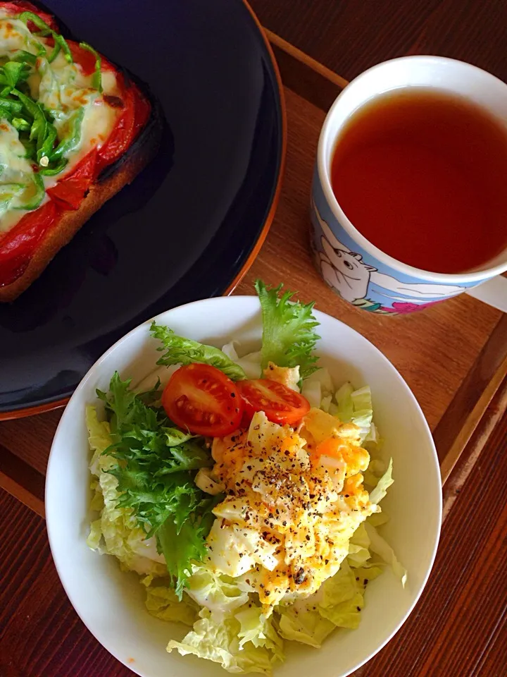 Snapdishの料理写真:まちまちこさんの料理 時短！😆 目玉焼きからの卵サラダ💓を早速作りました(๑´罒`๑)|いのちゃんさん