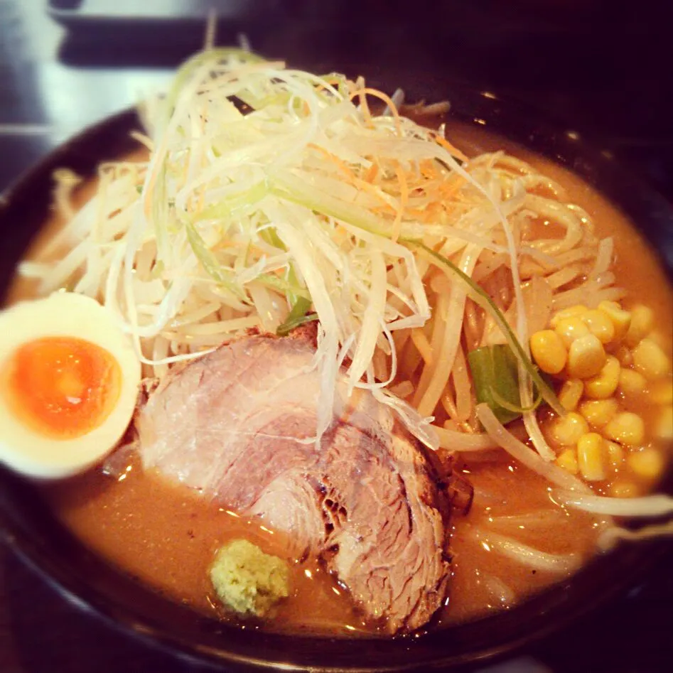 味噌ラーメンこってり太麺|よちやまさん