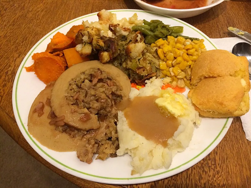 Snapdishの料理写真:A vegetarian Thanksgiving dinner!|Larkspurさん