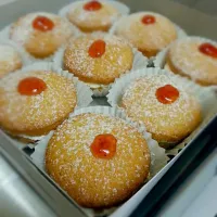 Mini Victoria Sandwich Cake #victoriasandwichcake|Natt's Buffetさん