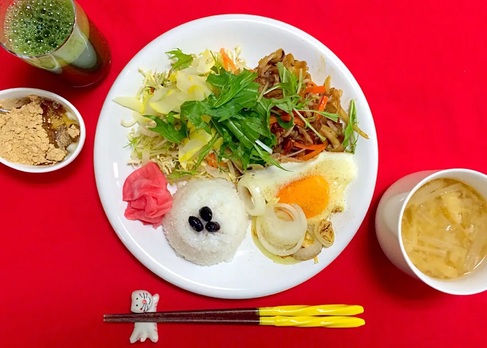 朝ごはんは勝負飯^o^はみちゃんワンプレート^_^豚肉軟骨の甘辛炒め😄コリコリ感GOOD（笑）皆さん朝ごはんしっかり食べて仕事頑張って行きましょ^_−☆|はみちゃんさん