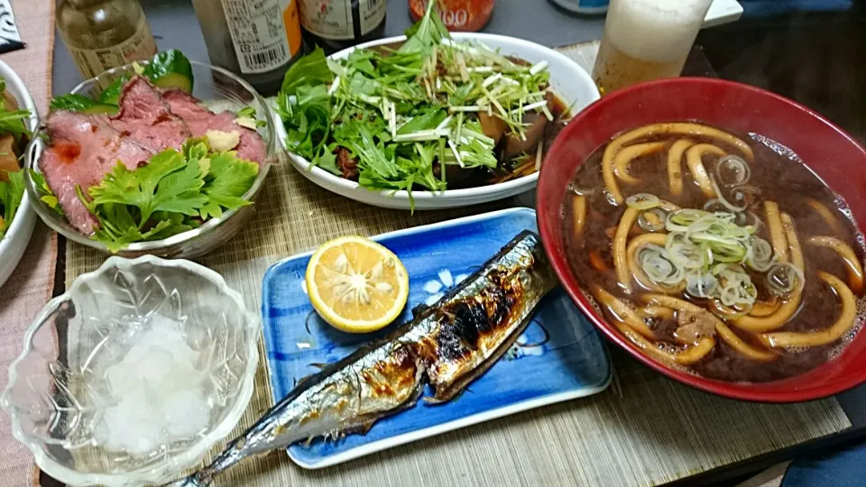 ローストビーフサラダ＆味噌おでん＆秋刀魚の塩焼き＆うどん|まぐろさん