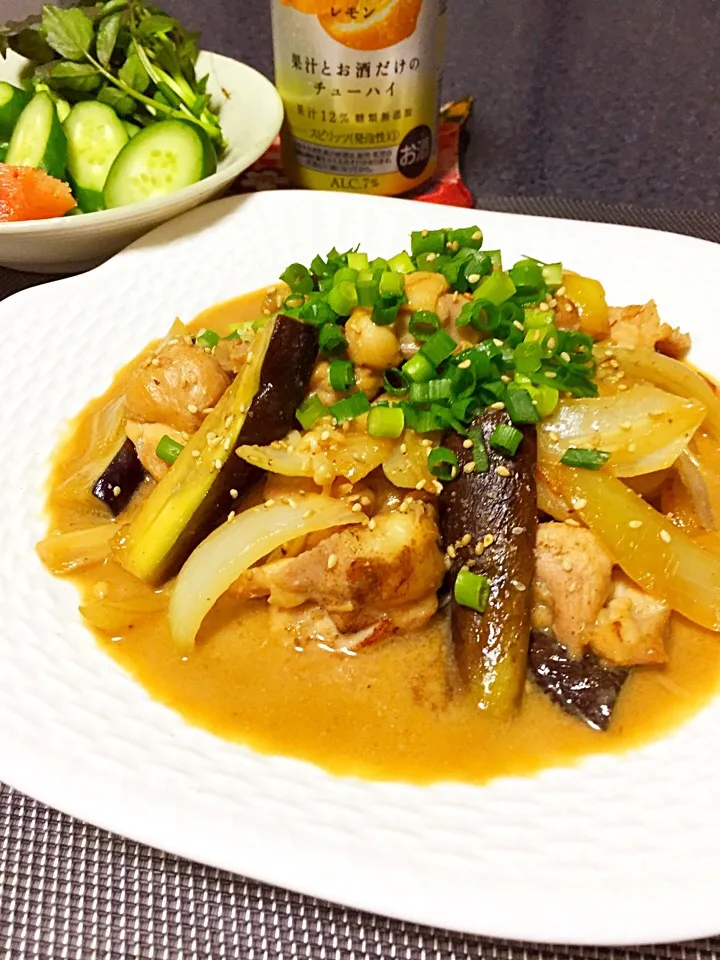 ナスと鶏の胡麻味噌炒め|ほっけまんさん